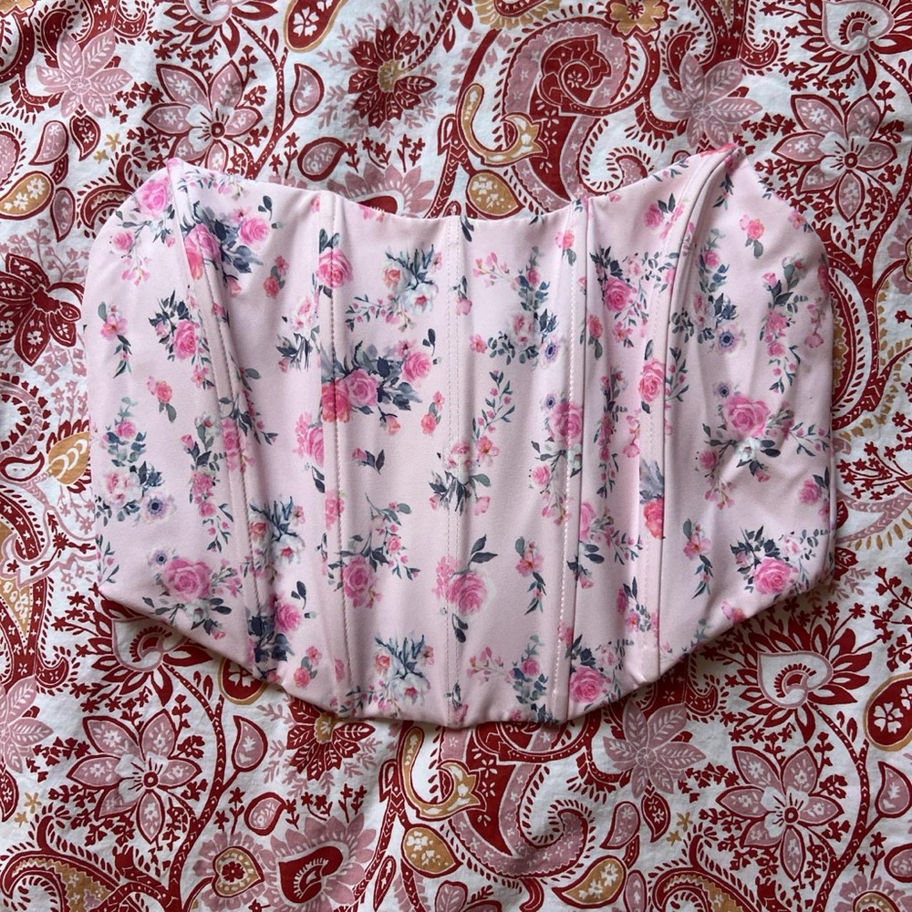 White Fox Boutique pink floral corset top💕
